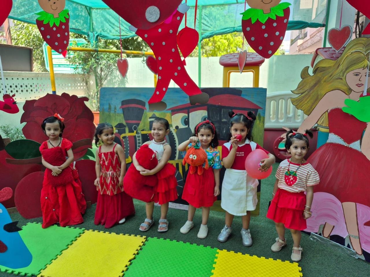 Little Kingdom School Jaipur Student Activity Photo 37